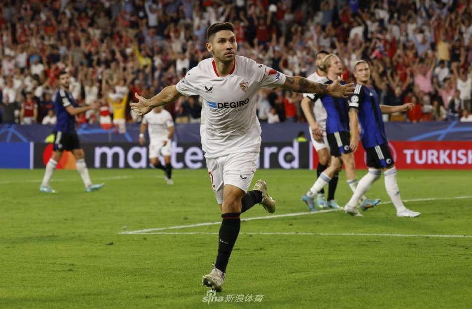 完美的射门 完美的射门