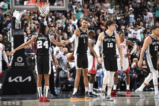 篮网完成两 篮网完成两